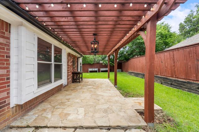 7105 Herman Jared Drive, North Richland Hills, TX 76182