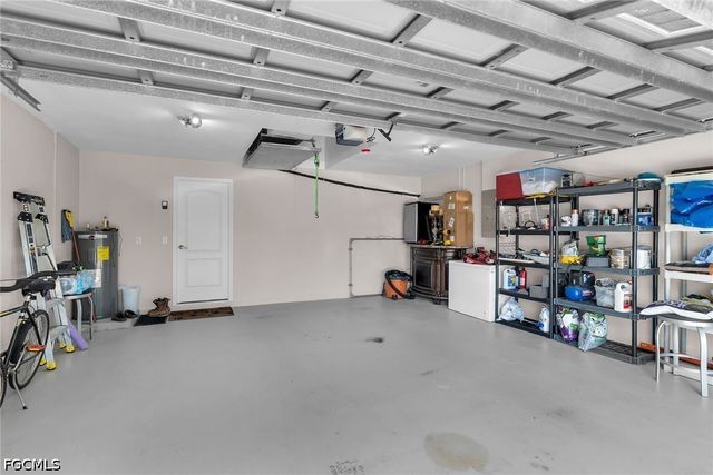 2009 SW 36th TER, Cape Coral, FL 33914