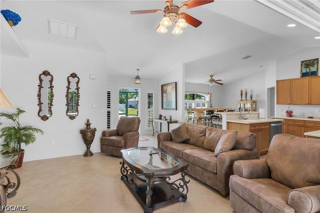 2009 SW 36th TER, Cape Coral, FL 33914