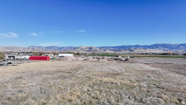 650 N STATE ST, Preston, ID 83263