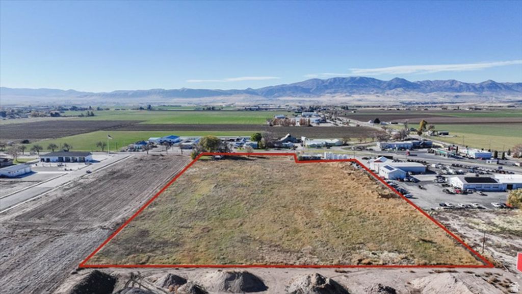 650 N STATE ST, Preston, ID 83263