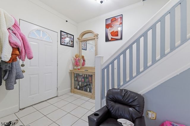 140 Lily St, Paterson City, NJ 07522