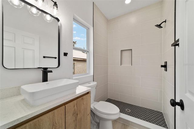 6862 SE 23RD AVENUE, Ocala, FL 34480