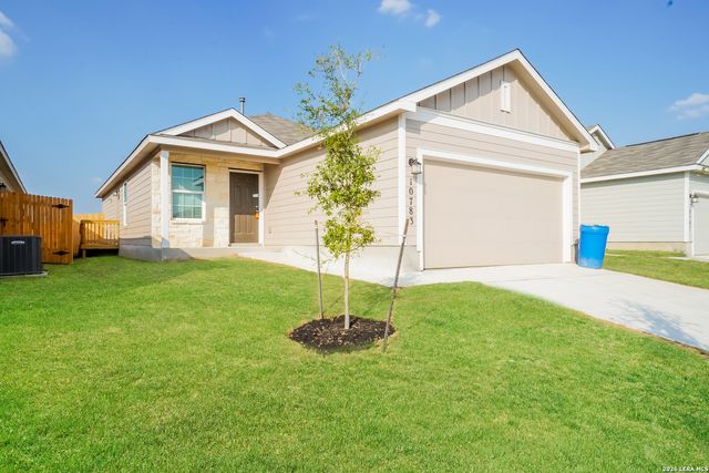 10783 Prusiner, Converse, TX 78109
