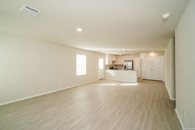 10783 Prusiner, Converse, TX 78109