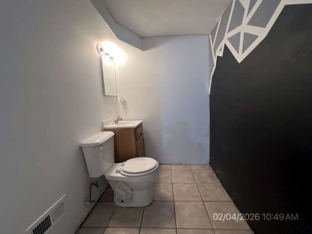 5020 S May Street, Chicago, IL 60609