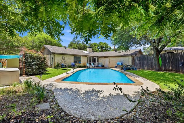 3066 Ponder Place, Dallas, TX 75229