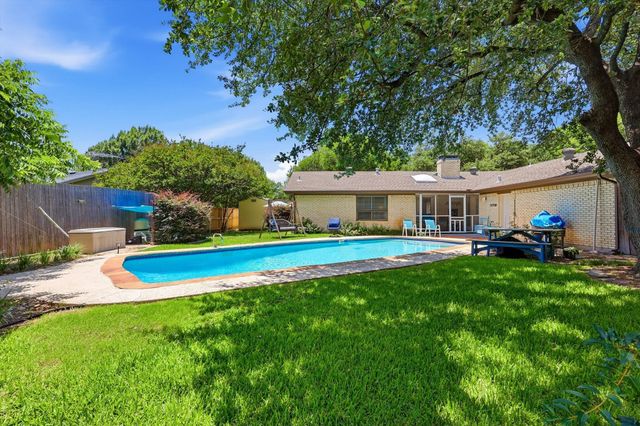 3066 Ponder Place, Dallas, TX 75229
