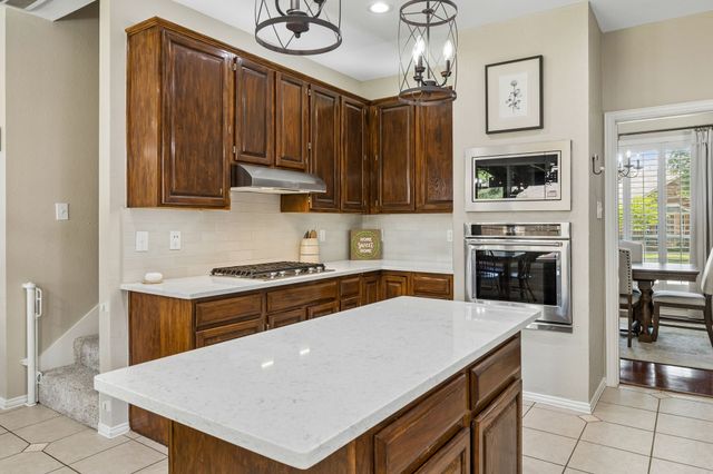 1105 Easton Lane, Allen, TX 75002