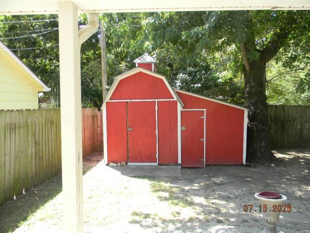 315 S STEWART DR, Haysville, KS 67060