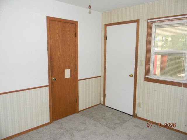 315 S STEWART DR, Haysville, KS 67060