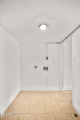 221 CORONADO Road, El Paso, TX 79915