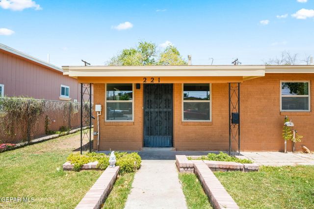 221 CORONADO Road, El Paso, TX 79915