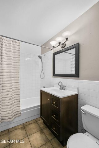 221 CORONADO Road, El Paso, TX 79915