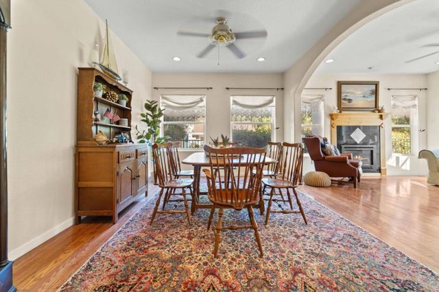 16973 Roberts Road, Los Gatos, CA 95032