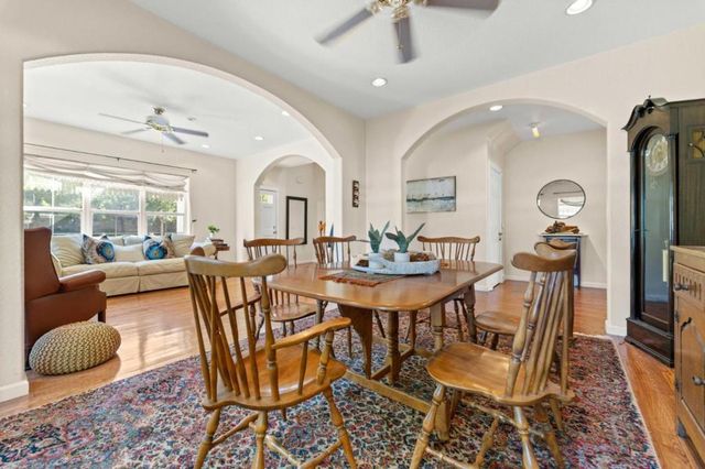 16973 Roberts Road, Los Gatos, CA 95032