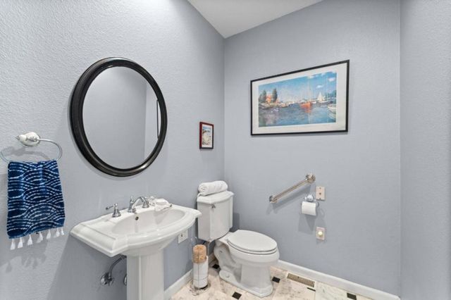 16973 Roberts Road, Los Gatos, CA 95032
