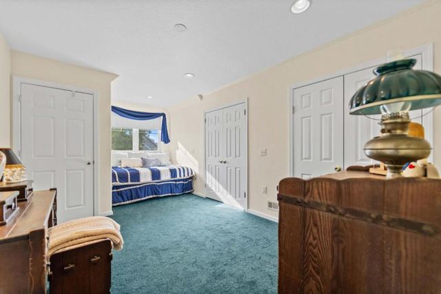 16973 Roberts Road, Los Gatos, CA 95032