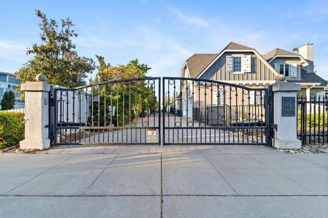 16973 Roberts Road, Los Gatos, CA 95032
