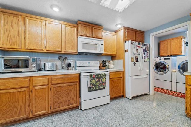 16973 Roberts Road, Los Gatos, CA 95032