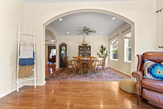 16973 Roberts Road, Los Gatos, CA 95032