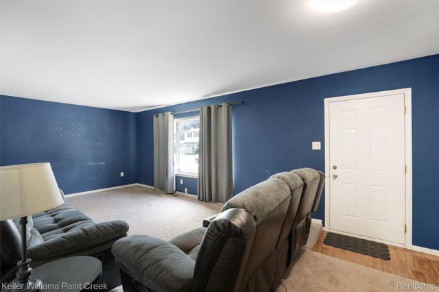 23196 Purdue Avenue, Farmington Hills, MI 48336