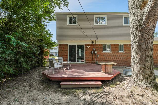 23196 Purdue Avenue, Farmington Hills, MI 48336
