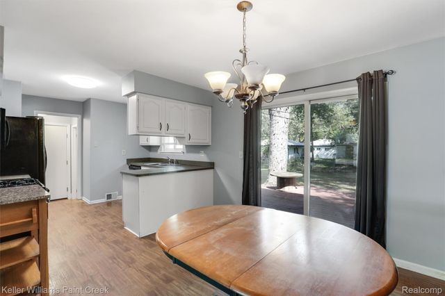23196 Purdue Avenue, Farmington Hills, MI 48336