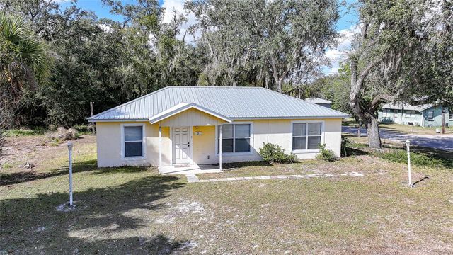 3 W MYRTLE STREET, Arcadia, FL 34266