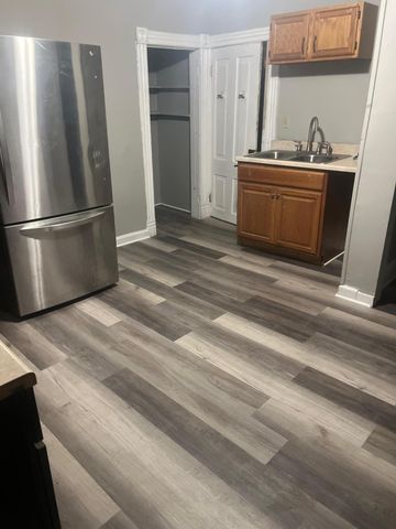 2515 Girard Avenue N, Minneapolis, MN 55411