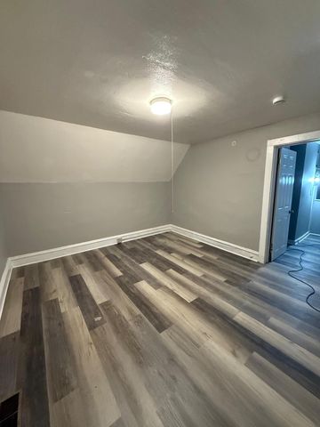 2515 Girard Avenue N, Minneapolis, MN 55411