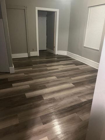 2515 Girard Avenue N, Minneapolis, MN 55411