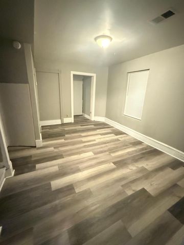 2515 Girard Avenue N, Minneapolis, MN 55411