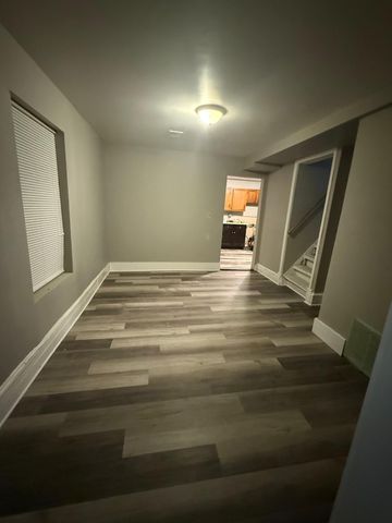 2515 Girard Avenue N, Minneapolis, MN 55411