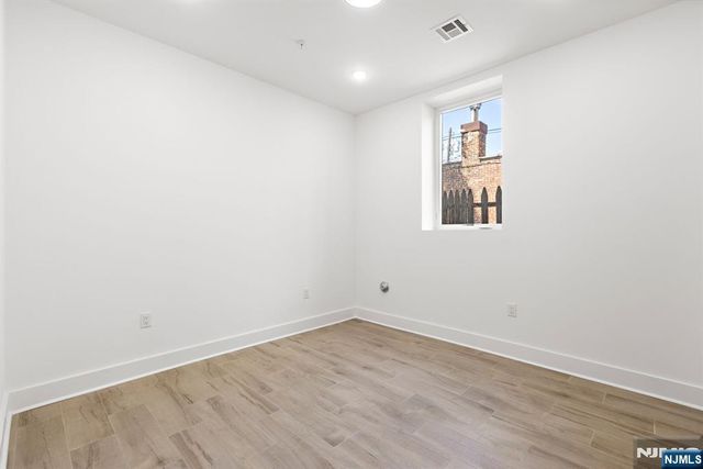 1001 Summit Avenue 1, Jersey City, NJ 07307