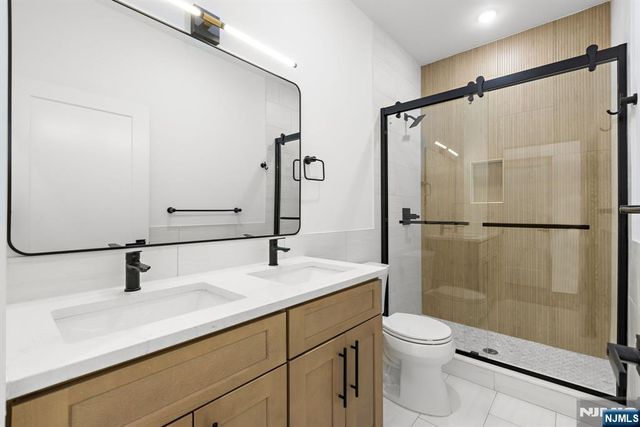 1001 Summit Avenue 1, Jersey City, NJ 07307