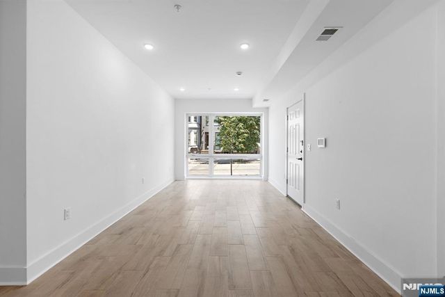 1001 Summit Avenue 1, Jersey City, NJ 07307