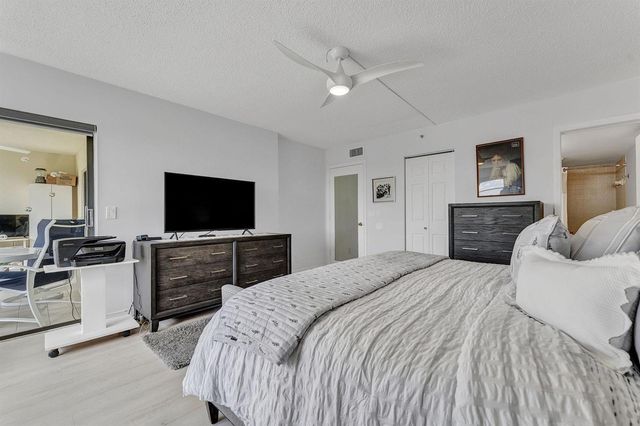 14475 Strathmore Lane 703, Delray Beach, FL 33446