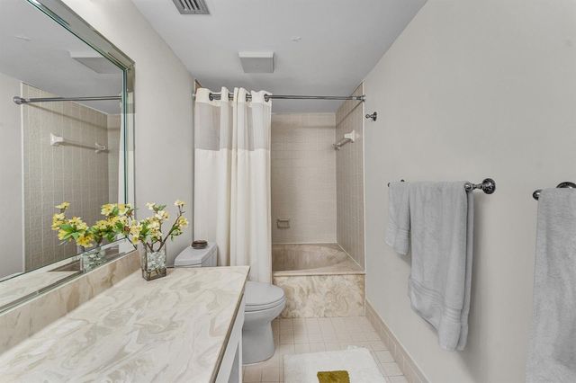 14475 Strathmore Lane 703, Delray Beach, FL 33446