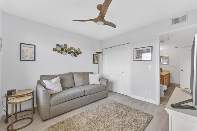 14475 Strathmore Lane 703, Delray Beach, FL 33446