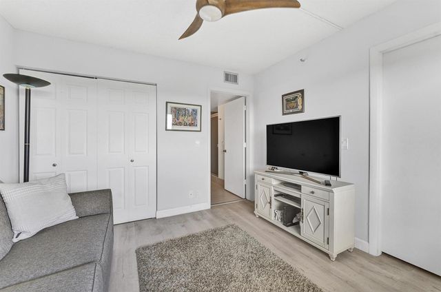 14475 Strathmore Lane 703, Delray Beach, FL 33446