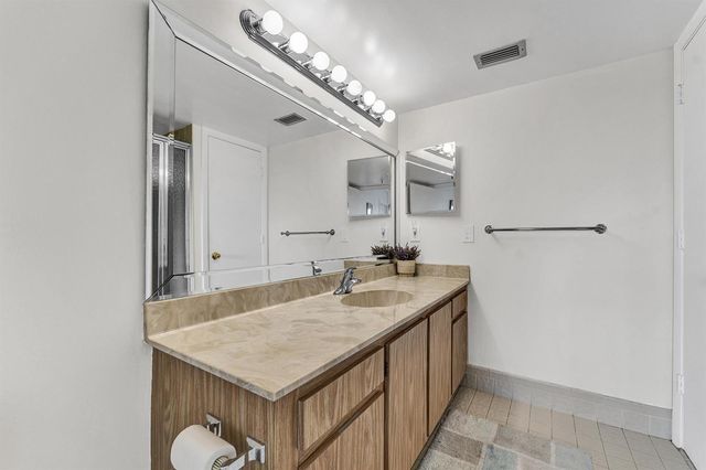 14475 Strathmore Lane 703, Delray Beach, FL 33446