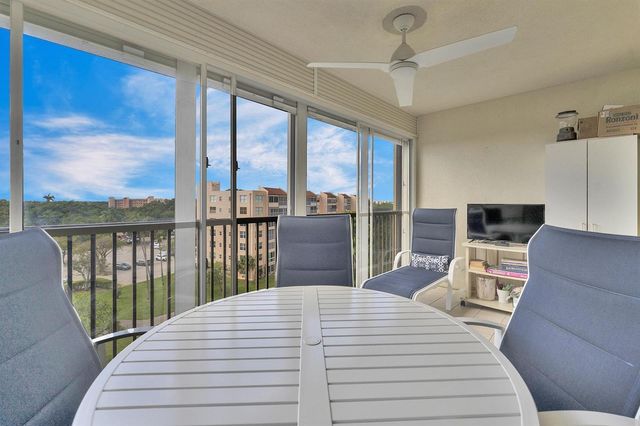 14475 Strathmore Lane 703, Delray Beach, FL 33446