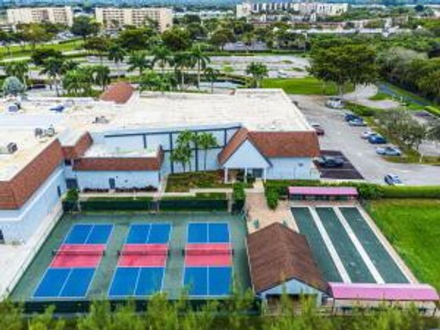 14475 Strathmore Lane 703, Delray Beach, FL 33446