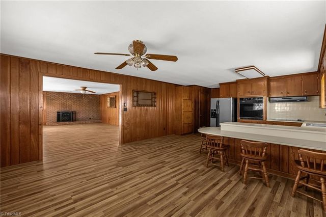 142 Kings Lane, Winston-salem, NC 27107