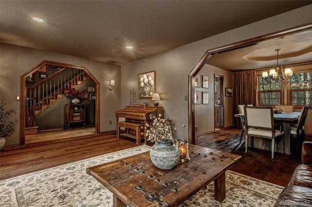 255 Jack Boot Way, Monument, CO 80132
