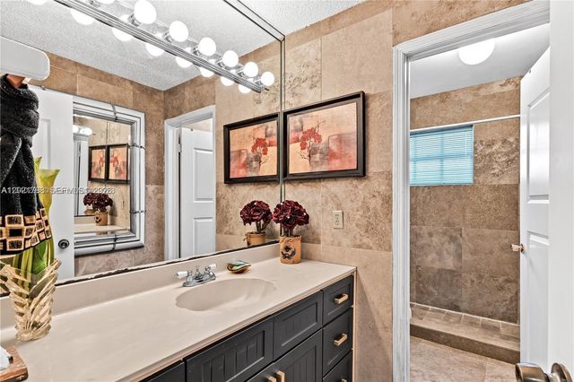 8909 SW 108th Cir Court, Miami, FL 33176
