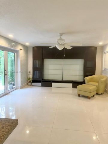 8909 SW 108th Cir Court, Miami, FL 33176