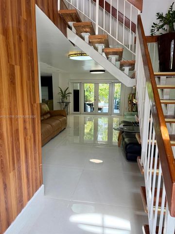 8909 SW 108th Cir Court, Miami, FL 33176