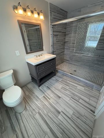 16135 Henry Ruff Street, Livonia, MI 48154